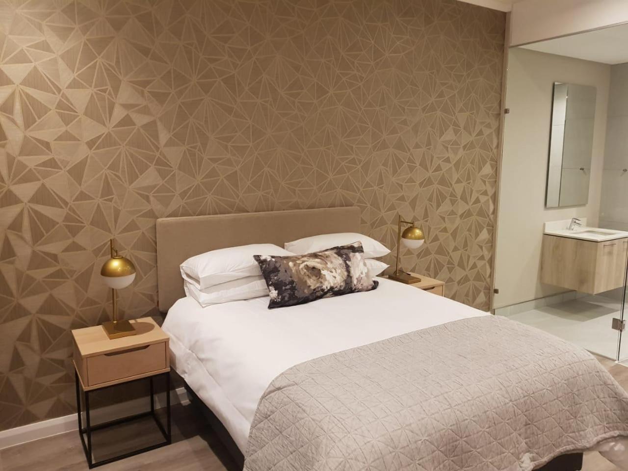 Menlyn Maine Luxury Rentals Pretoria-Noord Eksteriør bilde
