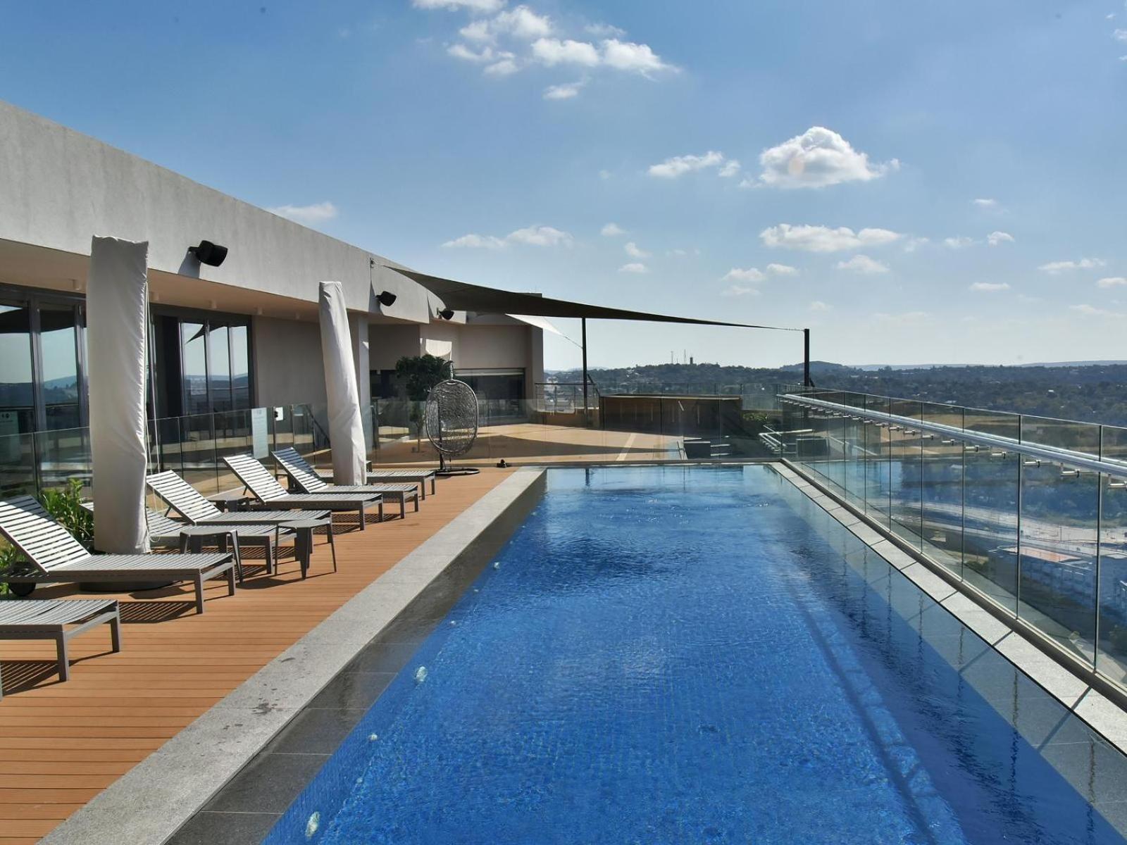 Menlyn Maine Luxury Rentals Pretoria-Noord Eksteriør bilde