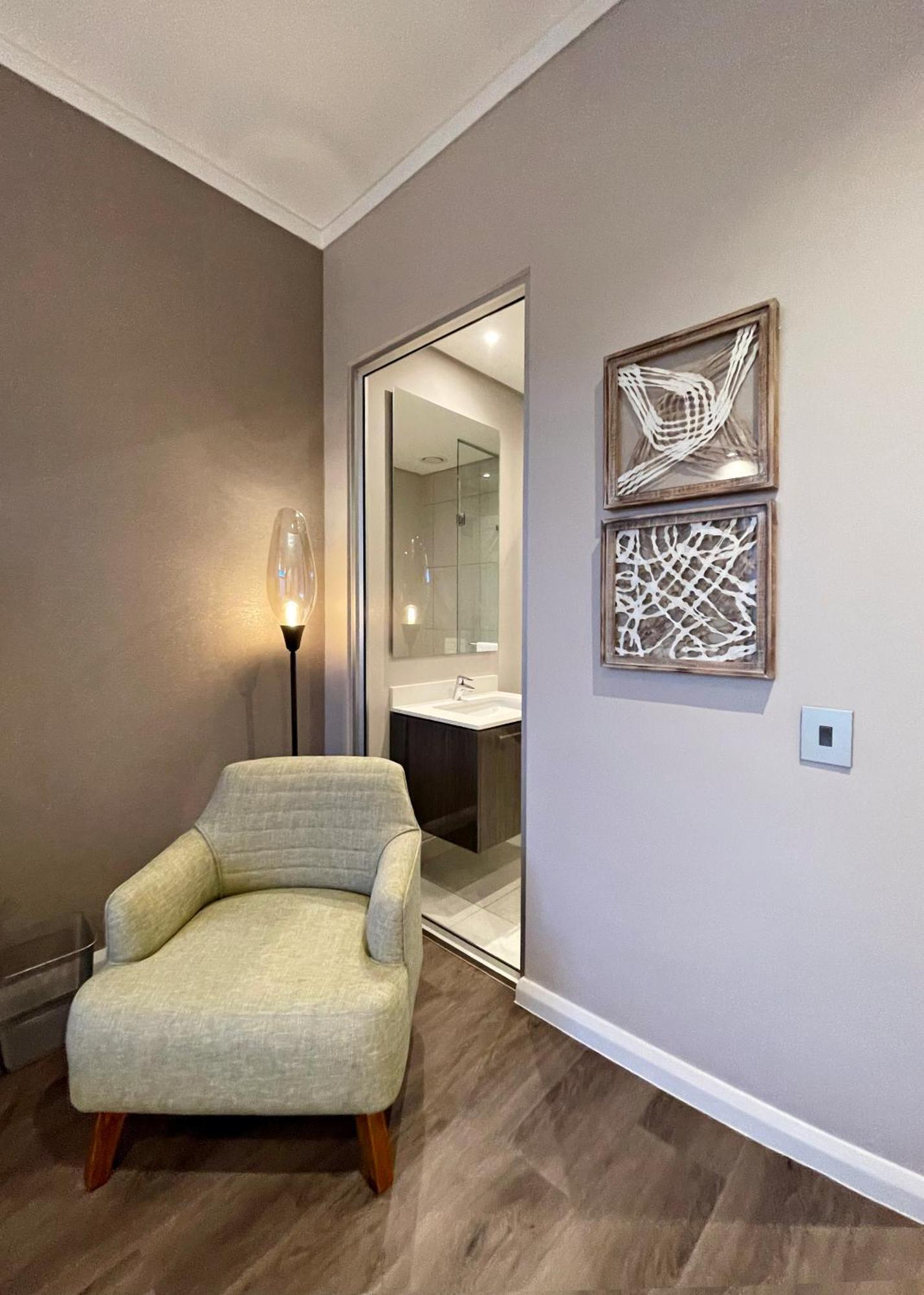 Menlyn Maine Luxury Rentals Pretoria-Noord Eksteriør bilde